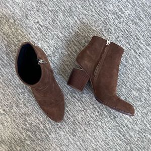 AWANG // chocolate brown gabi boots